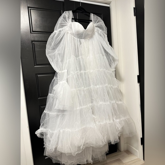 Maternity Gown for Photoshoot - Picture 2 of 4